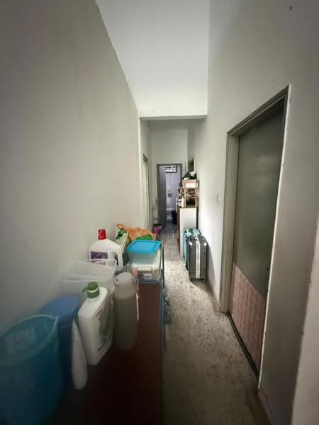 Rumah Teres 1-Tingkat untuk Dijual di Taman Pelangi (Johor Bahru) - Kok Hui - Corridor - PropertyGuru.com.my