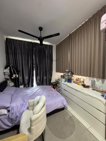 Rumah Teres 2-Tingkat untuk Disewa di Taman Mount Austin (Tebrau) - Valerie Saw - Bedroom - PropertyGuru.com.my