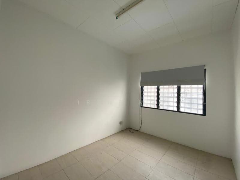Rumah Teres 2-Tingkat untuk Disewa di Taman Serdang Raya (Seri Kembangan) - Irene Ng - Interior - PropertyGuru.com.my