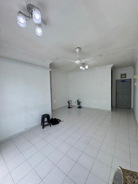 Apartment for Sale at Taman Larkin Idaman Plot C - Jack Ching - Living Room - PropertyGuru.com.my