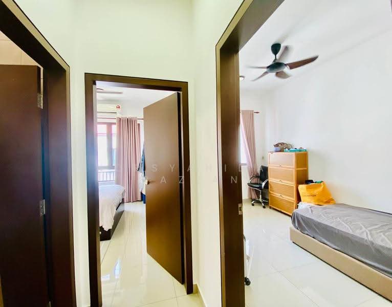 2-storey Terraced House for Rent in Setia Safiro (Cyberjaya) - Norsyahidah Razlan - Corridor - PropertyGuru.com.my