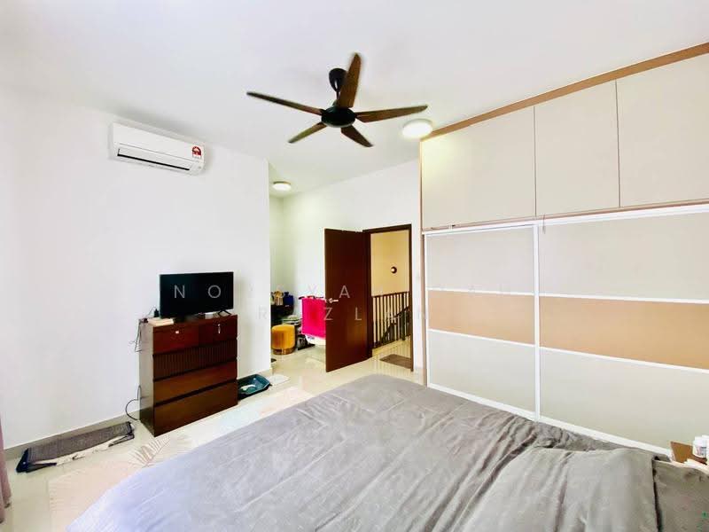 2-storey Terraced House for Rent in Setia Safiro (Cyberjaya) - Norsyahidah Razlan - Bedroom - PropertyGuru.com.my