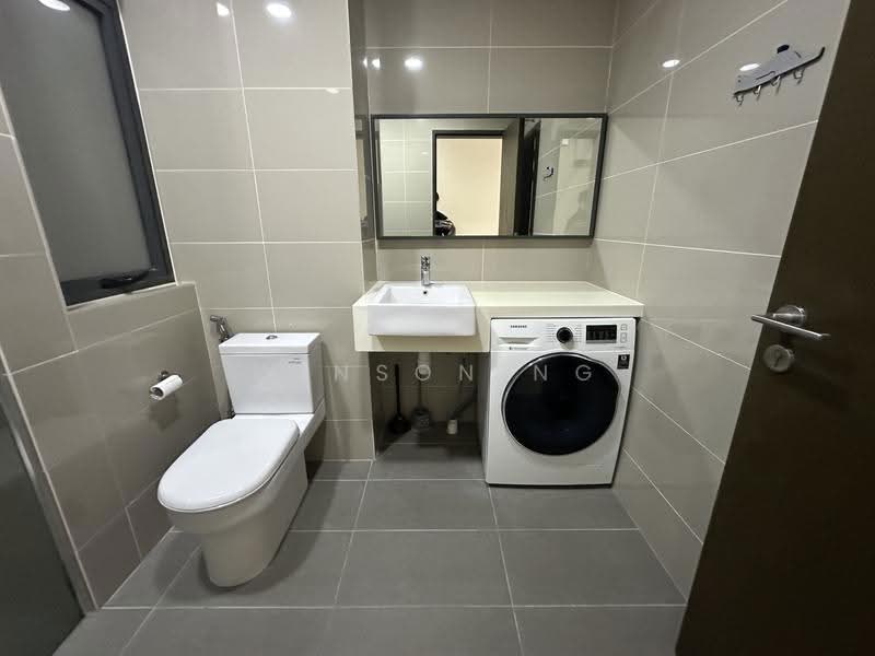 Kediaman Servis untuk Disewa di Seventeen Mall & Residences (Biji Living) - Winson Ng - Bathroom - PropertyGuru.com.my