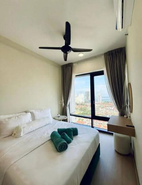 Kediaman Servis untuk Dijual di Tropicana 218 Macalister - Desmond Low - Bedroom - PropertyGuru.com.my