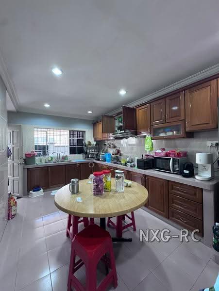 Terraced House for Sale in Bandar Botanic (Klang) - Adeline Foong - Kitchen - PropertyGuru.com.my