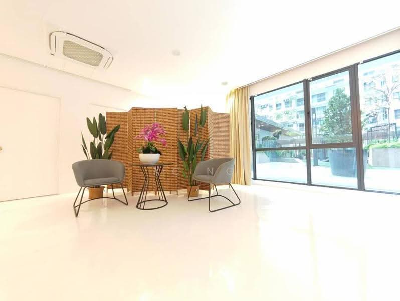 Service Residence for Sale at The Glenz @ Glenmarie - KC Ng - Living Room - PropertyGuru.com.my