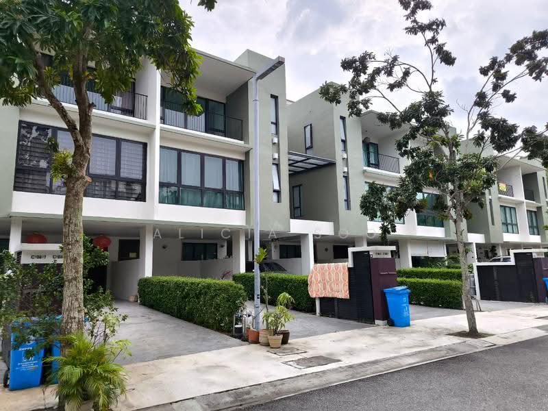 Rumah Bandar untuk Dijual di Shah Alam (Selangor) - Alicia Soo - Exterior - PropertyGuru.com.my