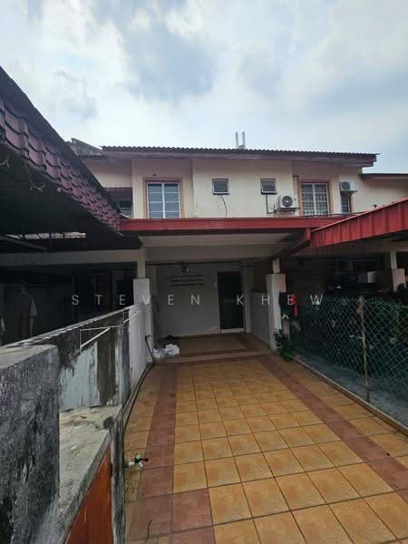 Rumah Bandar untuk Disewa di Taman Bayu Permai (Rawang) - Steven Khew - Exterior - PropertyGuru.com.my