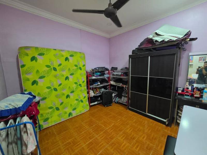 1-storey Terraced House for Sale in Taman Makmur (Kulai) - Yit Sin - Bedroom - PropertyGuru.com.my