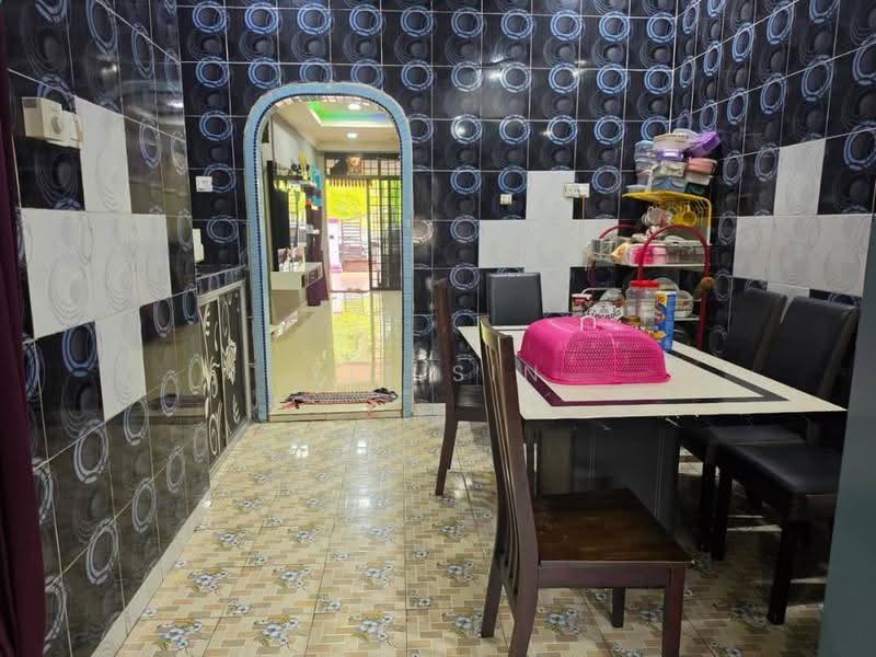 1-storey Terraced House for Sale in Taman Makmur (Kulai) - Yit Sin - Dining Room - PropertyGuru.com.my