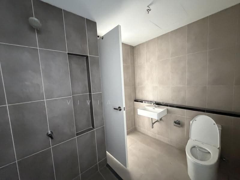 Kondominium untuk Dijual di Emerald Hill - Vivian Foo - Bathroom - PropertyGuru.com.my