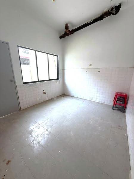 Rumah Teres 2-Tingkat untuk Dijual di Taman Pelangi (Johor Bahru) - Karl Lim - Kitchen - PropertyGuru.com.my