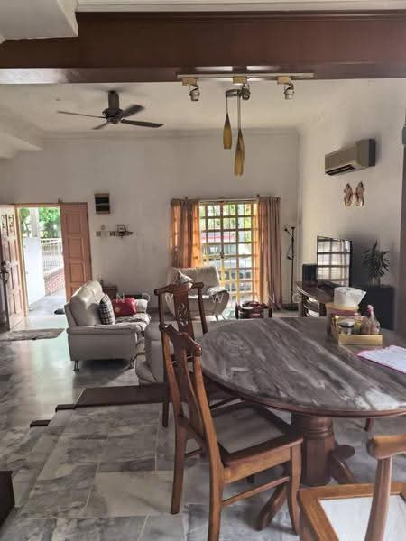 2-storey Terraced House for Sale in Bandar Sungai Long (Selangor) - Andy Wong - Living Room - PropertyGuru.com.my