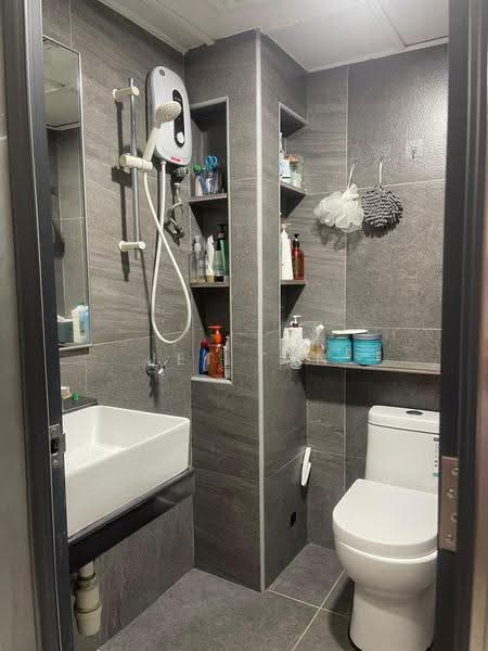 Pangsapuri untuk Dijual di Vista Saujana - Jet Tan - Bathroom - PropertyGuru.com.my