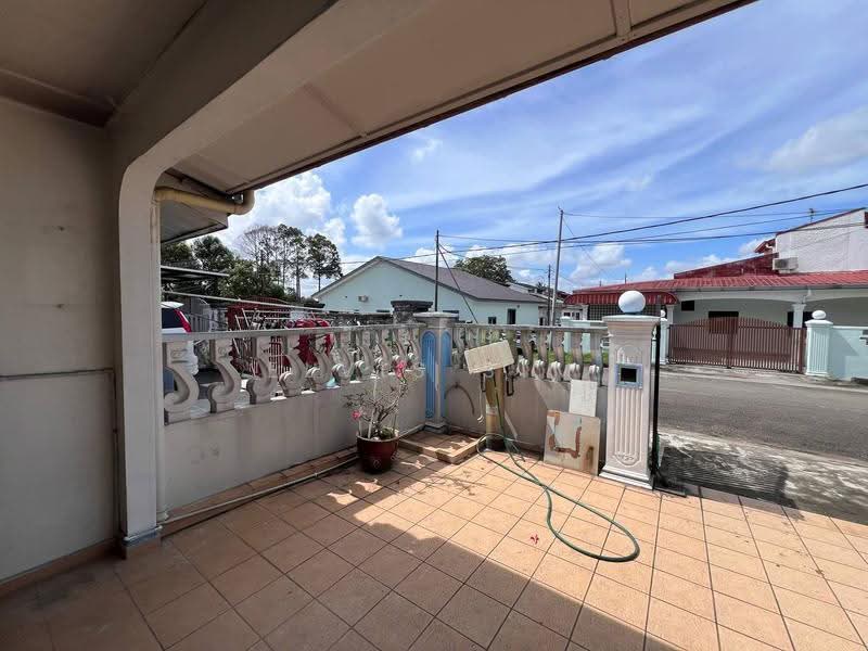 1-storey Terraced House for Rent in Bandar Baru Permas Jaya (Permas Jaya) - Elvis Sim - Exterior - PropertyGuru.com.my