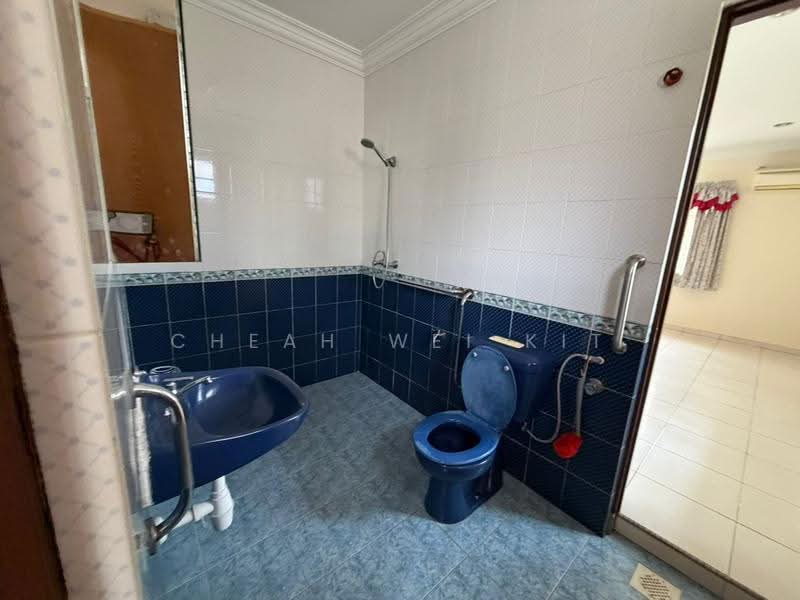 Bungalow House for Rent in SS3 (Petaling Jaya) - Cheah Wei Kit - Bathroom - PropertyGuru.com.my