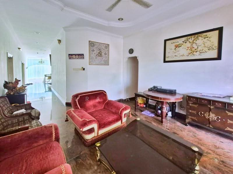 Bungalow House untuk Dijual di Seksyen 6 (Kota Damansara) - Adzura Zamedin - Living Room - PropertyGuru.com.my