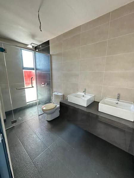 Rumah Teres 2.5-Tingkat untuk Disewa di Taman Buana Perdana (Petaling Jaya) - Benz Low - Bathroom - PropertyGuru.com.my