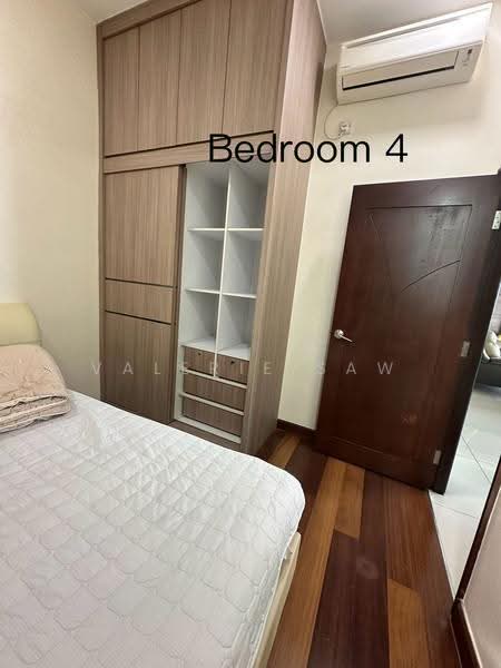 Kediaman Servis untuk Dijual di Paragon Residences @ Straits View - Valerie Saw - Bedroom - PropertyGuru.com.my