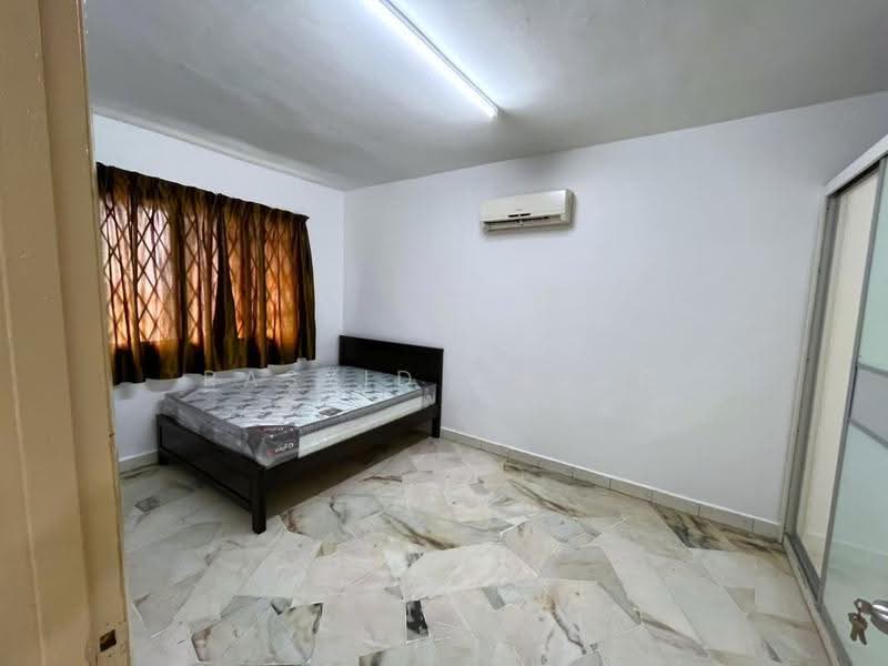 Kondominium untuk Disewa di Gurney Heights - Rasyid Anuar - Bedroom - PropertyGuru.com.my