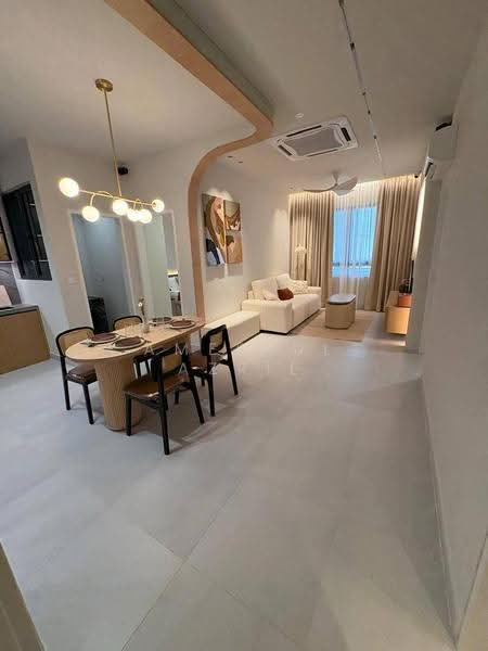 Kondominium untuk Dijual di Elmora Condominium - Ameerul Azrie - Living Room - PropertyGuru.com.my