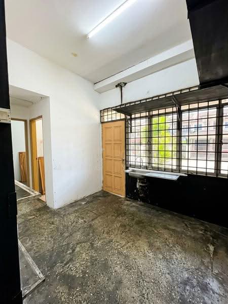 Shop for Rent in Perling (Skudai) - Ming Yeap - Interior - PropertyGuru.com.my