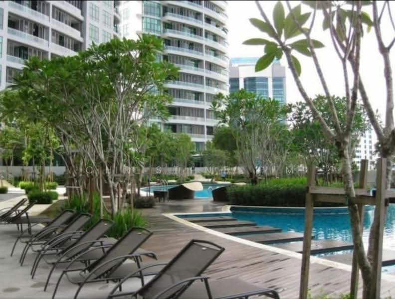 Kondominium untuk Disewa di Tropicana Grande - Christine Lim - Pool Area - PropertyGuru.com.my