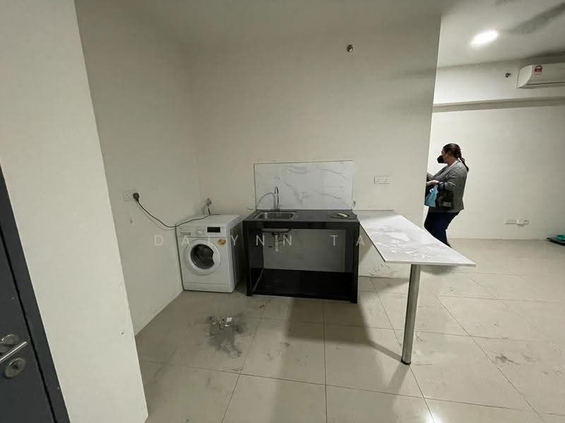 Kediaman Servis untuk Disewa di Menara Geno - Dalynn Tan - Kitchen - PropertyGuru.com.my
