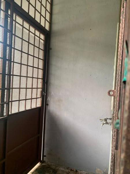 Rumah Teres untuk Dijual di Bukit Sentosa (Rawang) - Nazrin Hakimin - Entrance - PropertyGuru.com.my