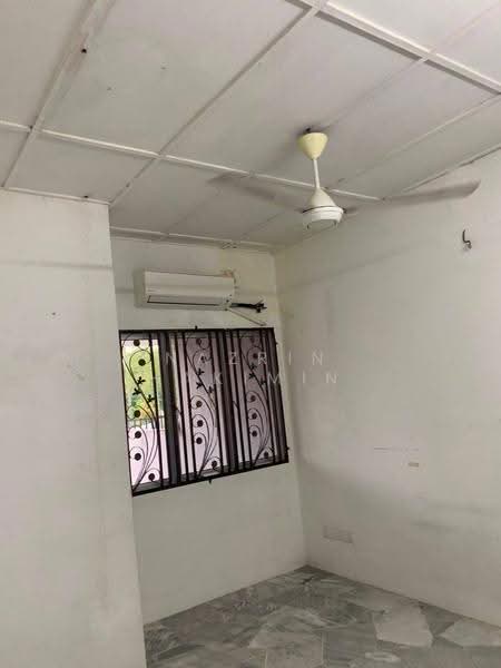 Rumah Teres untuk Dijual di Bukit Sentosa (Rawang) - Nazrin Hakimin - Interior - PropertyGuru.com.my