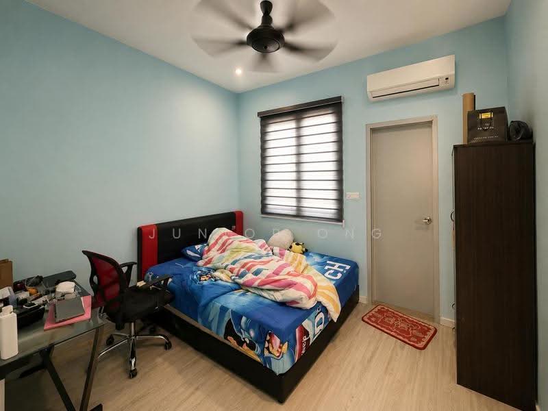2-storey Terraced House for Sale in Rawang (Selangor) - Junior Ong - Bedroom - PropertyGuru.com.my