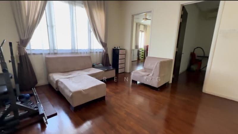 Terraced House for Sale in Temasya Glenmarie (Glenmarie) - Darren Ng - Living Room - PropertyGuru.com.my