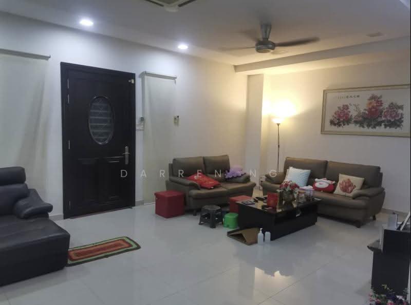 Terraced House for Sale in Temasya Glenmarie (Glenmarie) - Darren Ng - Living Room - PropertyGuru.com.my
