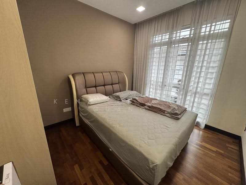 Bungalow House for Rent in Amverton Hills (Sungai Buloh) - Kent Lee Jing Guang - Bedroom - PropertyGuru.com.my