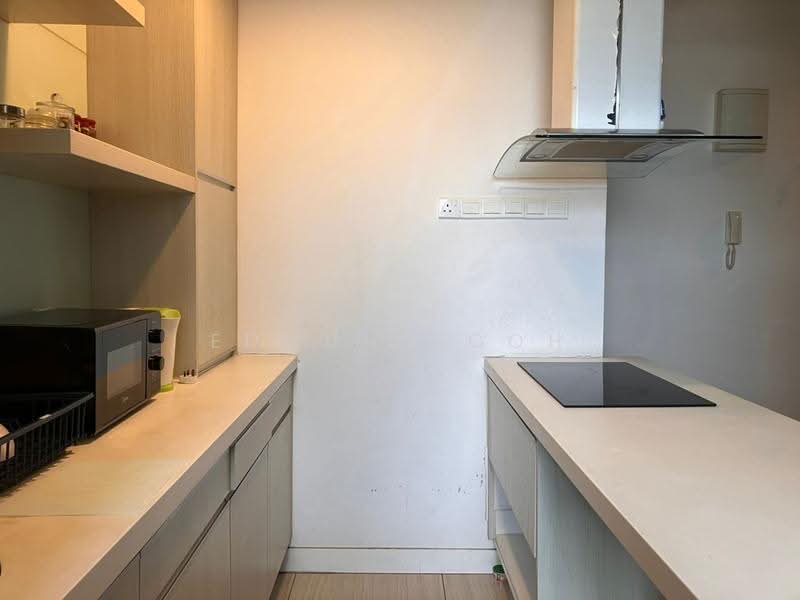 Kediaman Servis untuk Dijual di Eve Suite / NZX Square - Edmund Goh - Kitchen - PropertyGuru.com.my