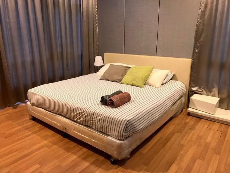 Kediaman Servis untuk Dijual di Eve Suite / NZX Square - Edmund Goh - Bedroom - PropertyGuru.com.my