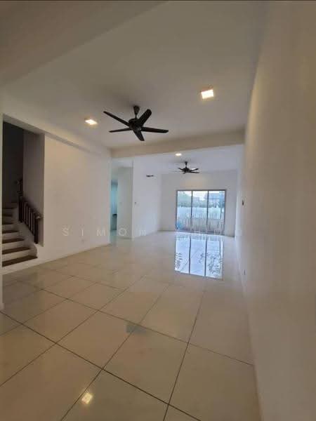 Terraced House for Sale in Bandar Tropicana Aman (Telok Panglima Garang) - Simon Khoo - Living Room - PropertyGuru.com.my