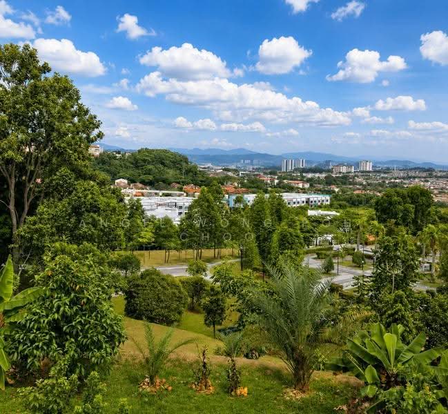 Rumah Berkembar untuk Dijual di Alam Damai (Cheras) - Angie Wong Poh Choo - Exterior - PropertyGuru.com.my