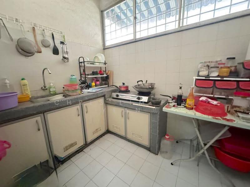 Rumah Teres untuk Dijual di Bandar Sungai Long (Selangor) - Chris Lim Pek Yean - Kitchen - PropertyGuru.com.my