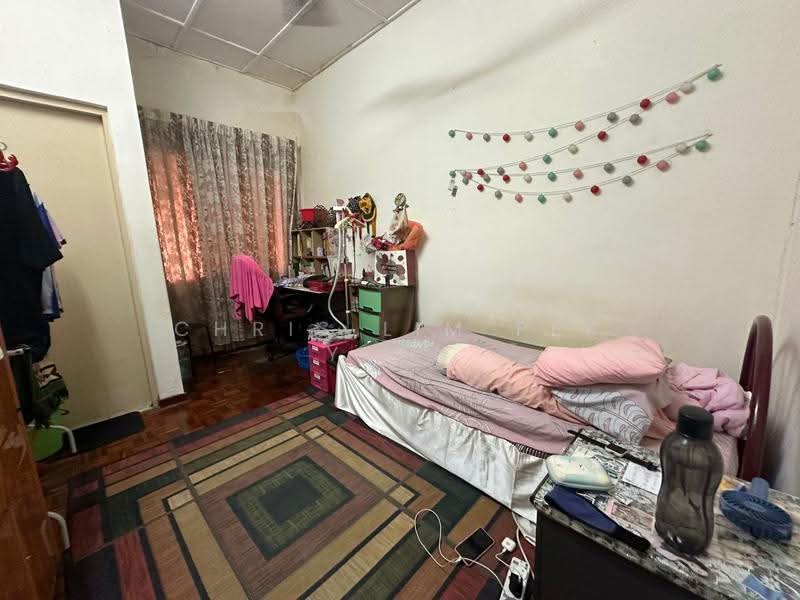 Rumah Teres untuk Dijual di Bandar Sungai Long (Selangor) - Chris Lim Pek Yean - Bedroom - PropertyGuru.com.my