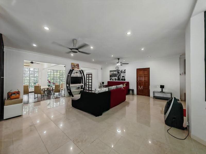 Bungalow House for Sale in Bukit Rahman Putra (Sungai Buloh) - Nazrin Hakimin - Living Room - PropertyGuru.com.my