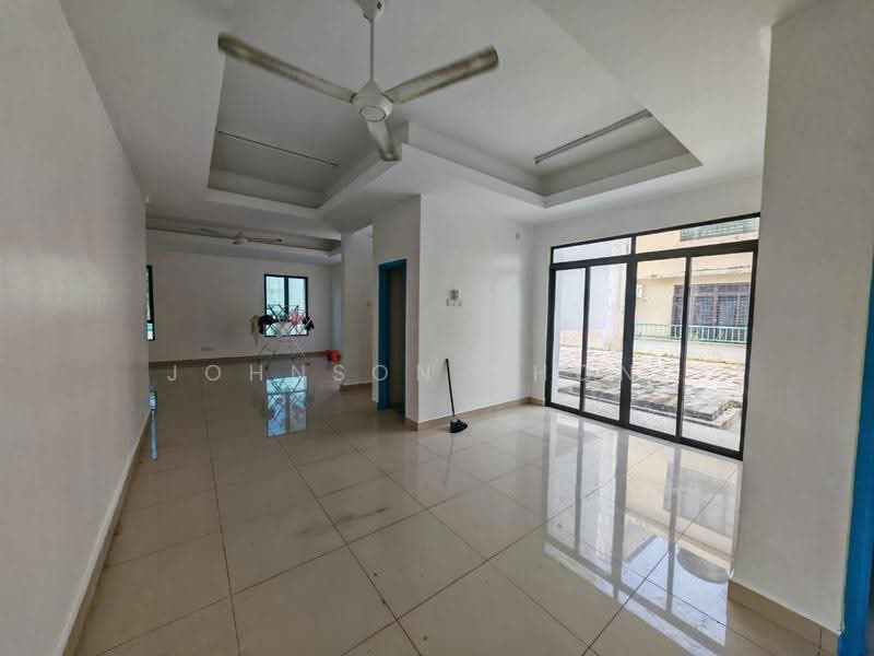 Rumah Berkembar untuk Disewa di Kulai (Johor) - Johnson Chong - Living Room - PropertyGuru.com.my