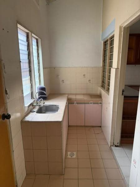 Rumah Teres untuk Dijual di Bandar Sungai Long (Selangor) - Melinda Goh - Kitchen - PropertyGuru.com.my