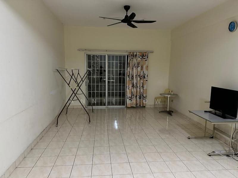 Kondominium untuk Dijual di Prima Setapak Condominium - Annie How - Living Room - PropertyGuru.com.my