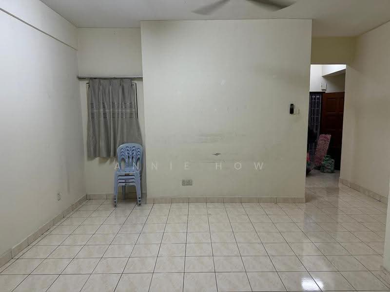 Kondominium untuk Dijual di Prima Setapak Condominium - Annie How - Living Room - PropertyGuru.com.my