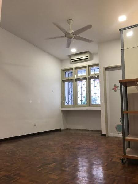 Rumah Teres untuk Dijual di Ampang Jaya (Ampang) - Esther Yee - PropertyGuru.com.my