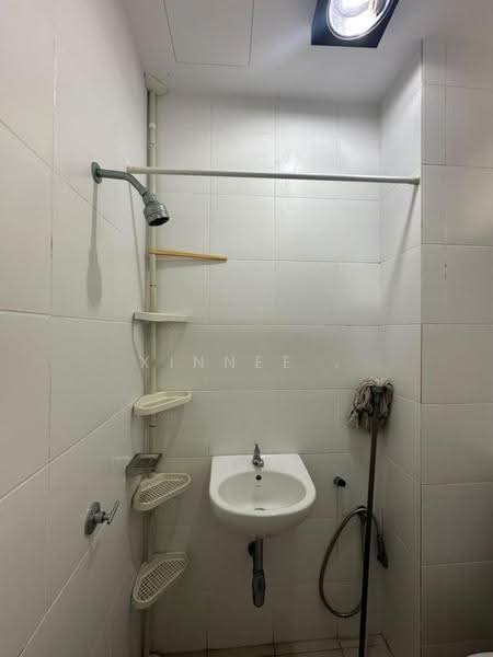 Kondominium untuk Disewa di Surin Condominium - Xinnee . - Bathroom - PropertyGuru.com.my