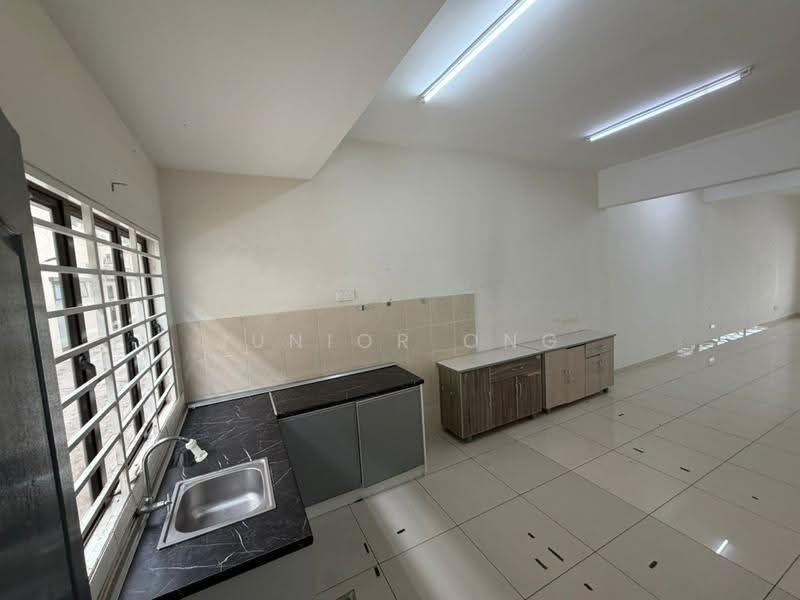 2-storey Terraced House for Sale in Rawang (Selangor) - Junior Ong - Kitchen - PropertyGuru.com.my