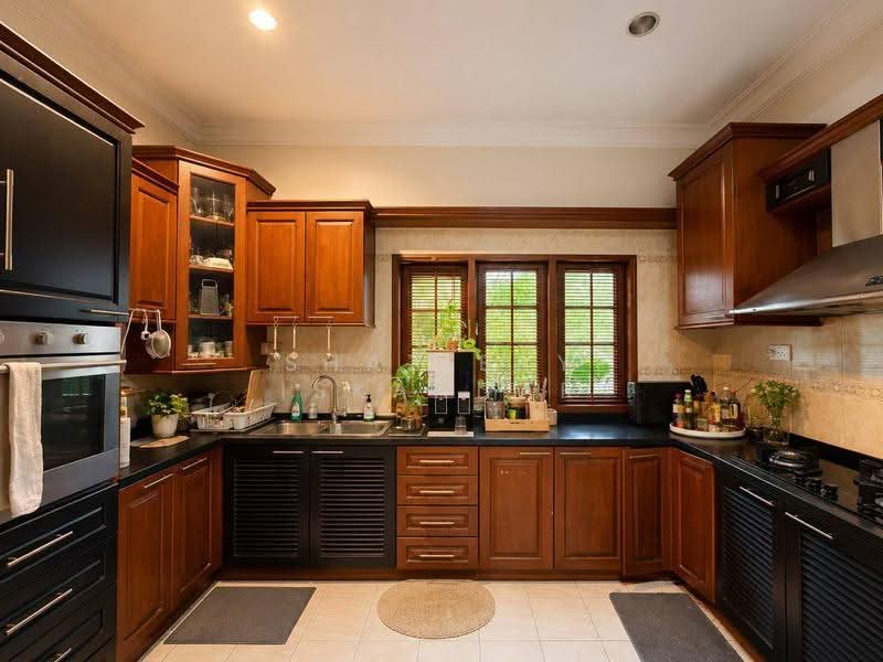 Bungalow House untuk Dijual di SS1 (Petaling Jaya) - Shaziery Iskandar - Kitchen - PropertyGuru.com.my