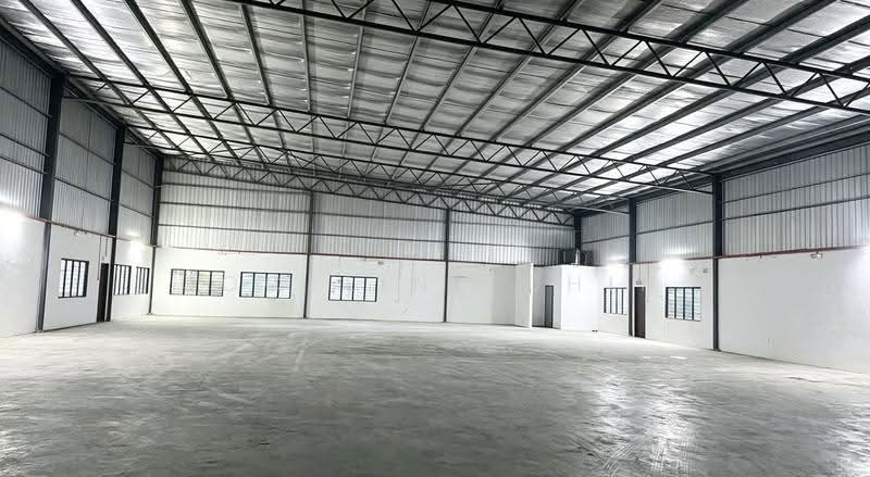 Warehouse for Rent in Kuantan (Pahang) - Joceline Chin - Interior - PropertyGuru.com.my